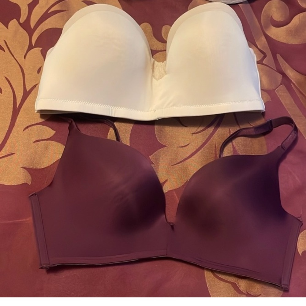 Lively White and Maidenform purple Bra Set 34-36 C